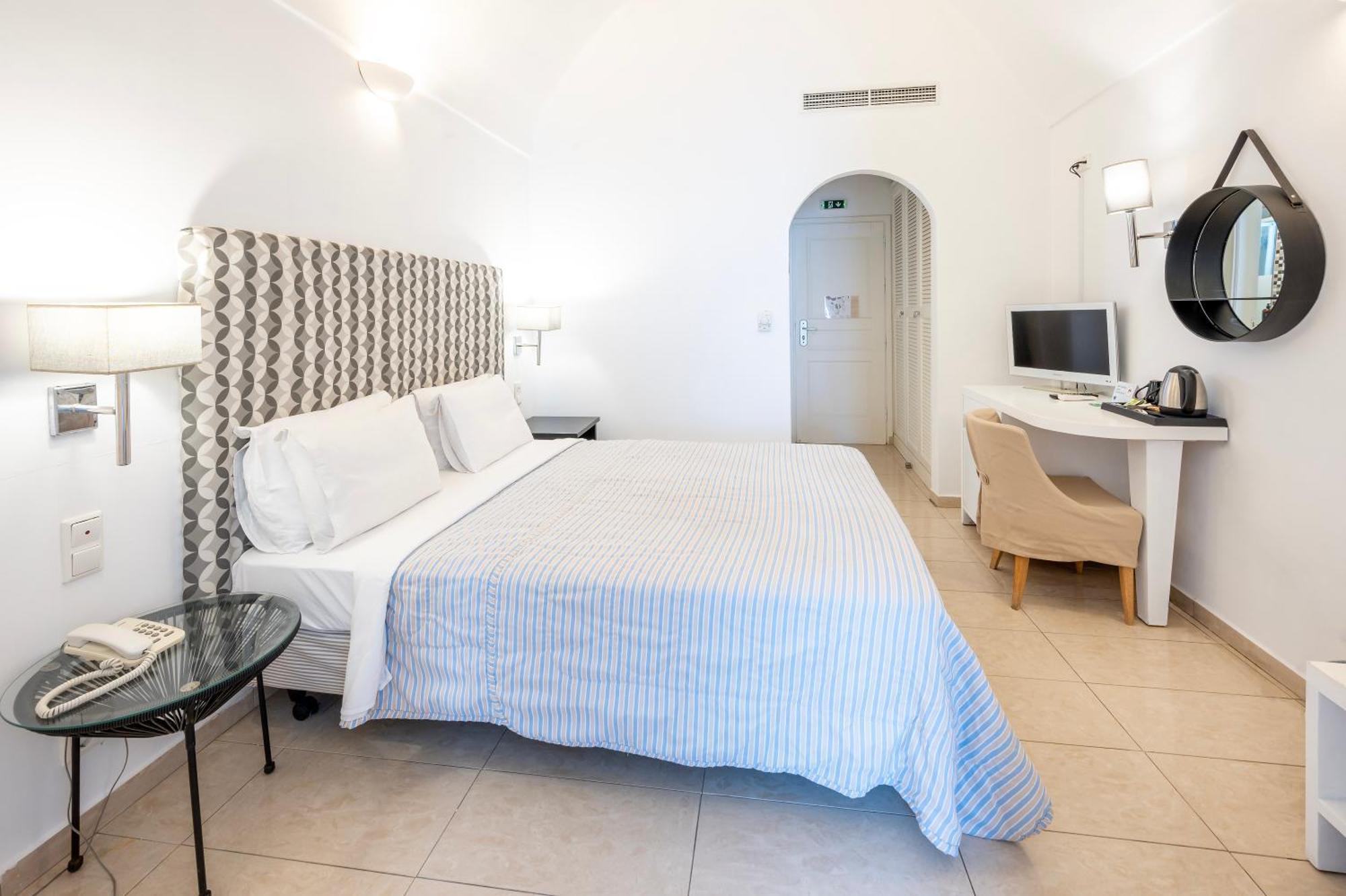 Smy Orizontes&Villas Santorini Pyrgos Kallistis Exterior foto